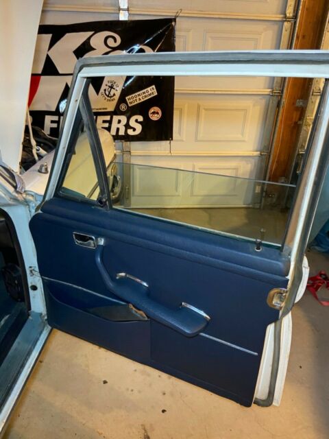 1971 Mercedes-Benz 200-Series - photo 12