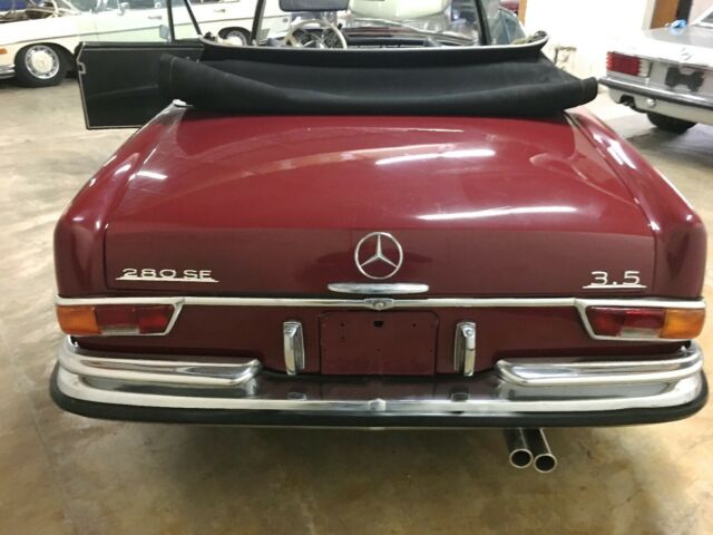 1971 Mercedes-Benz 200-Series - photo 11
