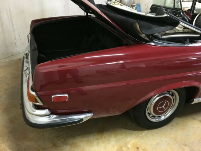 1971 Mercedes-Benz 200-Series - photo 6
