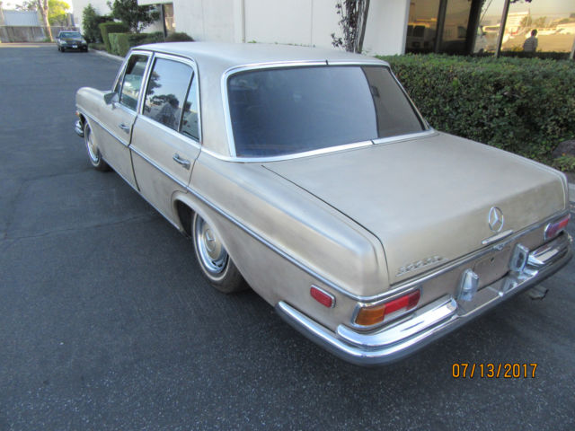 1971 Mercedes-Benz 300-Series - photo 2