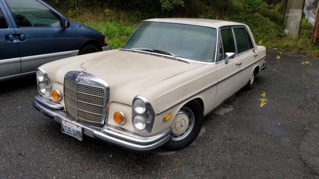 1971 Mercedes 300SEL 3.5 W109 DB181 A/T Sunroof A/C Owner's Manual Data Card 1971 Mercedes-Benz 300-Series 300SEL 3.5 W109 Matching Numbers Car