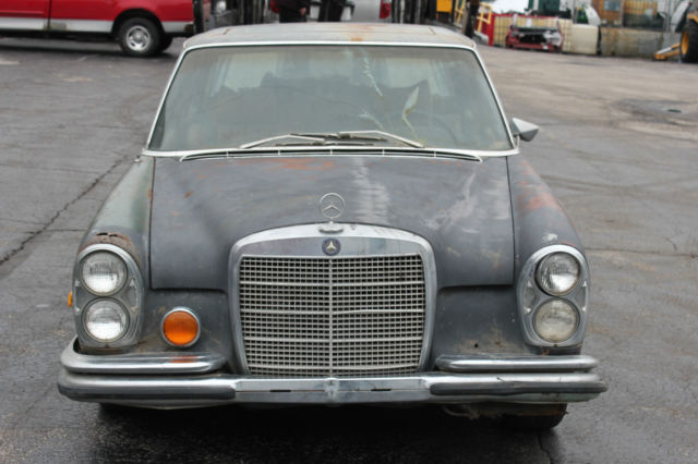 1971 Mercedes 300SEL 3.5L W109.056 M116 PARTS CAR 1971 Mercedes-Benz 300-Series 300SEL W109 PARTS CAR