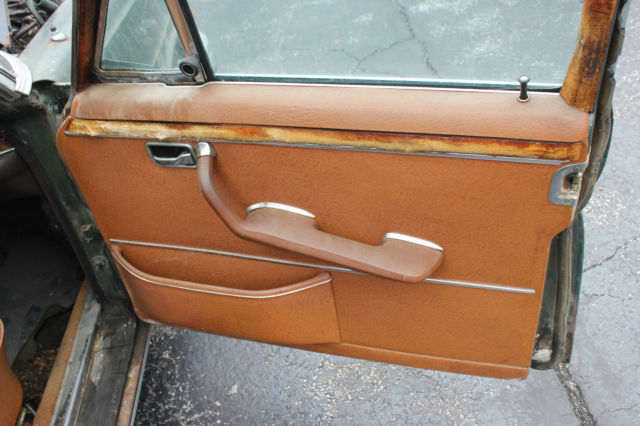 1971 Mercedes-Benz 300-Series 300SEL W109 PARTS CAR - photo 11
