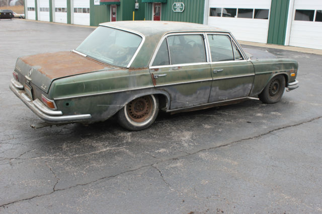 1971 Mercedes-Benz 300-Series 300SEL W109 PARTS CAR - photo 4