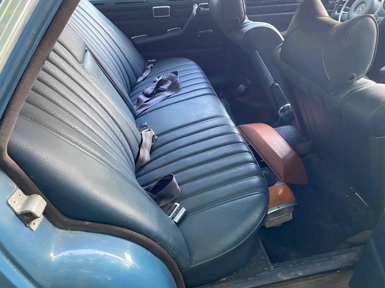1971 Mercedes-Benz 220 base - photo 11