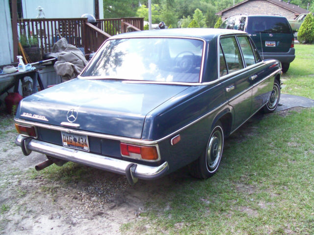 1971 Mercedes-Benz 200-Series 220D - photo 5