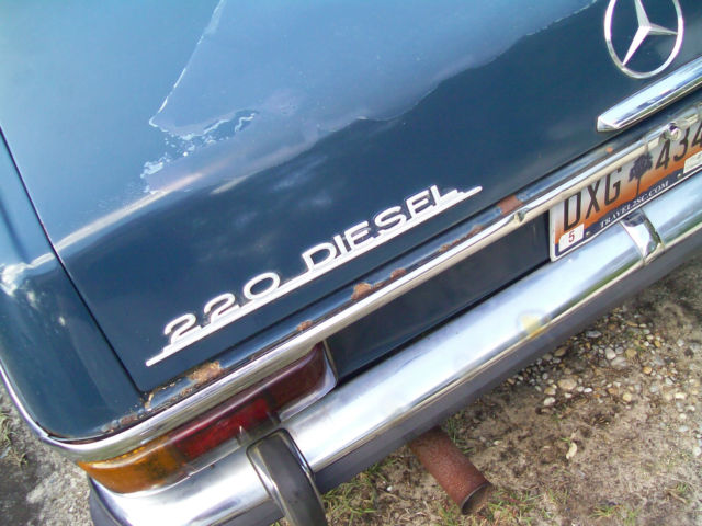 1971 Mercedes-Benz 200-Series 220D - photo 7