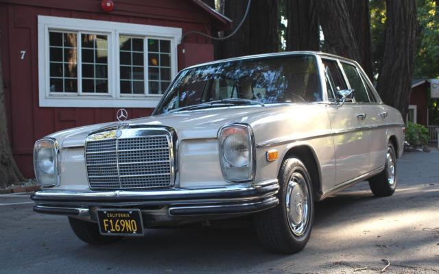 1971 Mercedes-Benz 200-Series 250 - photo 4