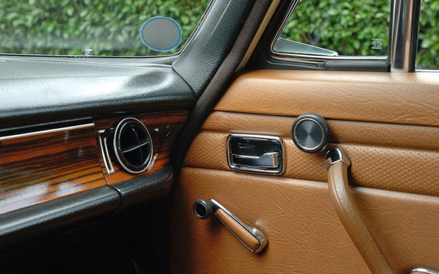 1971 Mercedes-Benz 200-Series 250 - photo 6