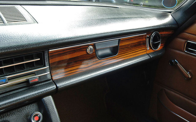 1971 Mercedes-Benz 200-Series 250 - photo 7