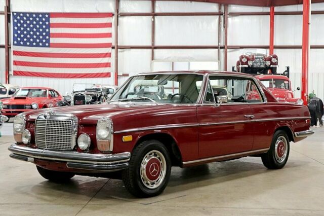1971 Mercedes-Benz 250C 8270 Miles Maroon Coupe 2.8L I6 4-Speed Automatic 1971 Mercedes-Benz 200-Series --