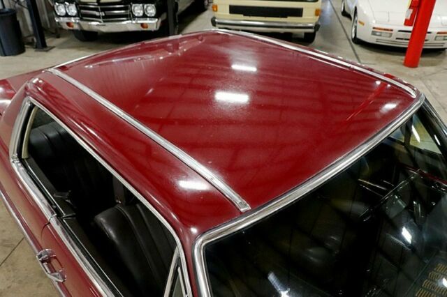 1971 Mercedes-Benz 200-Series -- - photo 10