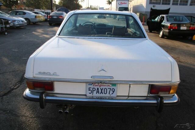 1971 Mercedes-Benz 200-Series 250C - photo 4