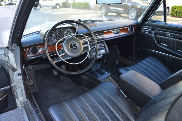1971 Mercedes-Benz 200-Series COUPE - photo 13