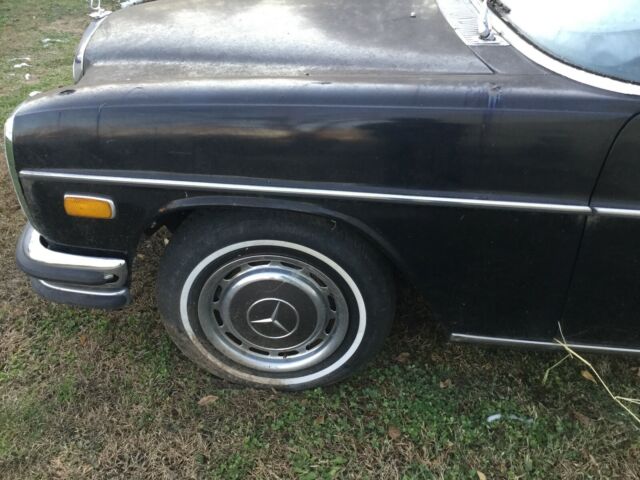 1971 Mercedes-Benz 200-Series - photo 8