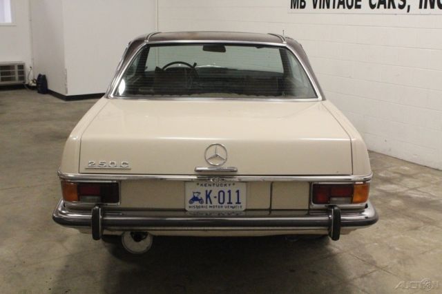 1971 Mercedes-Benz 200-Series Coupe - photo 5