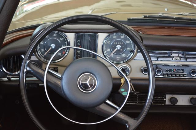 1971 Mercedes-Benz SL-Class - photo 6