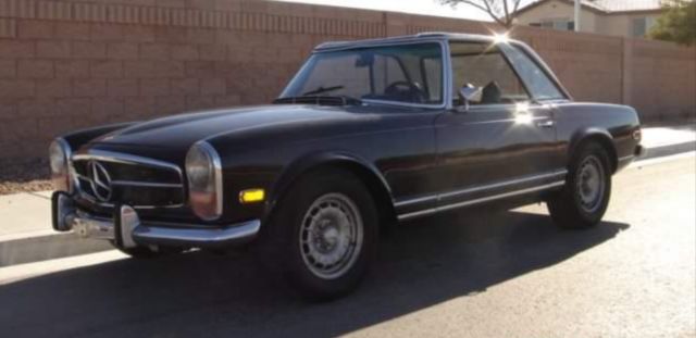 1971 Mercedes Benz 280 SL Convertible comes with Hard top and soft top 1971 Mercedes-Benz SL-Class