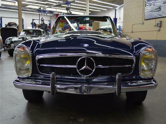 1971 Mercedes-Benz SL-Class -- - photo 3