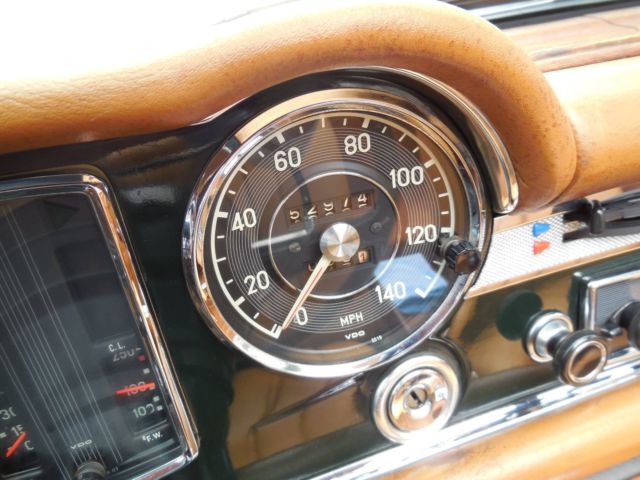 1971 Mercedes-Benz 200-Series SL - photo 12