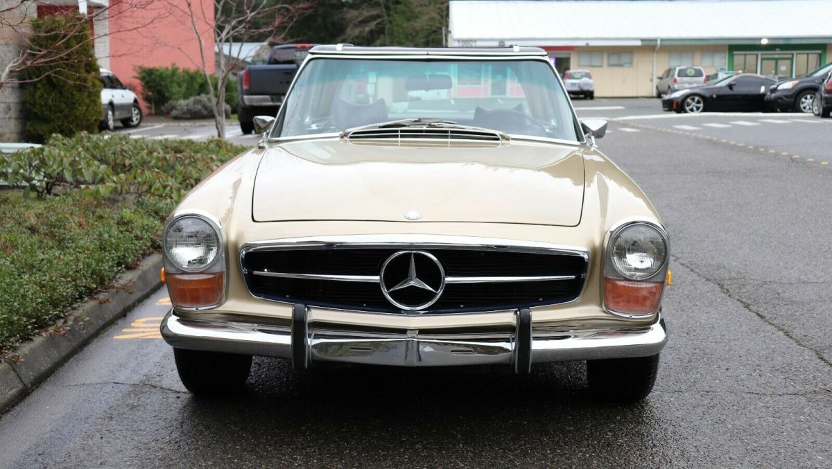 1971 Mercedes-Benz SL-Class 280 Pagoda Convertible - photo 2