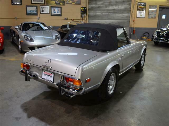 1971 Mercedes-Benz 280 SL Roadster -- - photo 11