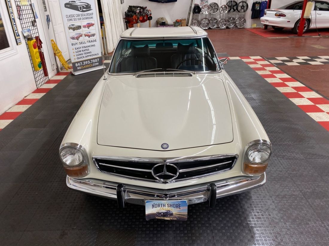 1971 Mercedes-Benz SL-Class - TWO TOP CONVERTIBLE - VERY CLEAN - SEE VIDEO - photo 8
