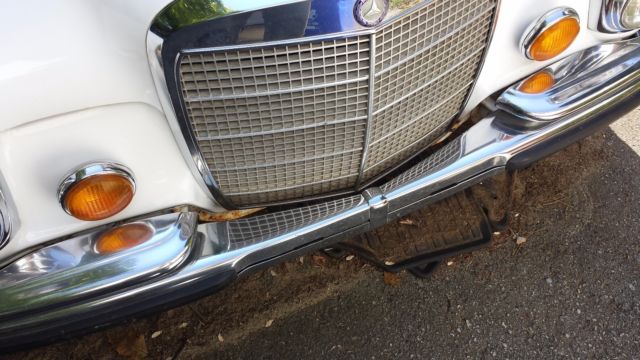 1971 Mercedes-Benz 200-Series - photo 3