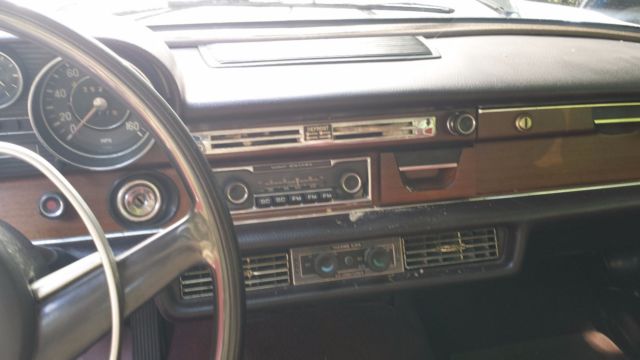 1971 Mercedes-Benz 200-Series - photo 9