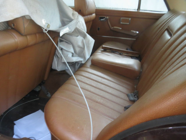 1971 Mercedes-Benz 200-Series Sedan - photo 7
