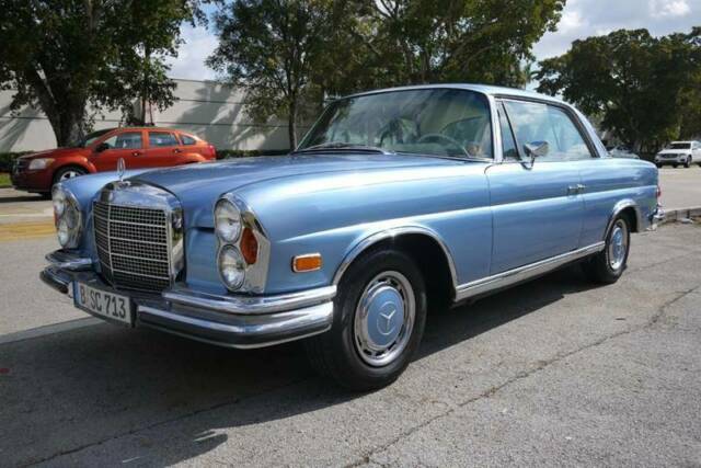 1971 Mercedes-Benz 200-Series COUPE - photo 2