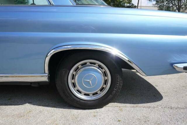 1971 Mercedes-Benz 200-Series COUPE - photo 5
