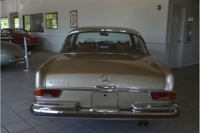 1971 Mercedes-Benz 200-Series 3.5 - photo 6