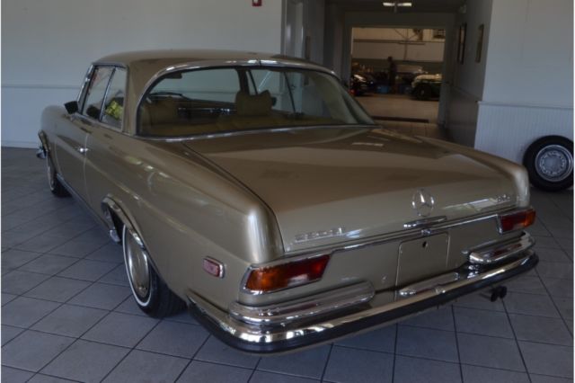 1971 Mercedes-Benz 200-Series 3.5 - photo 7