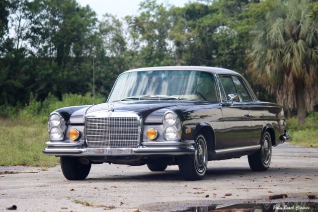 1971 Mercedes-Benz 200-Series - photo 2
