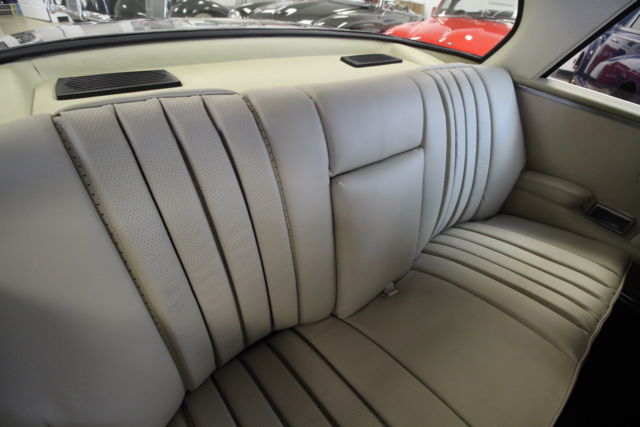 1971 Mercedes-Benz 200-Series - photo 9