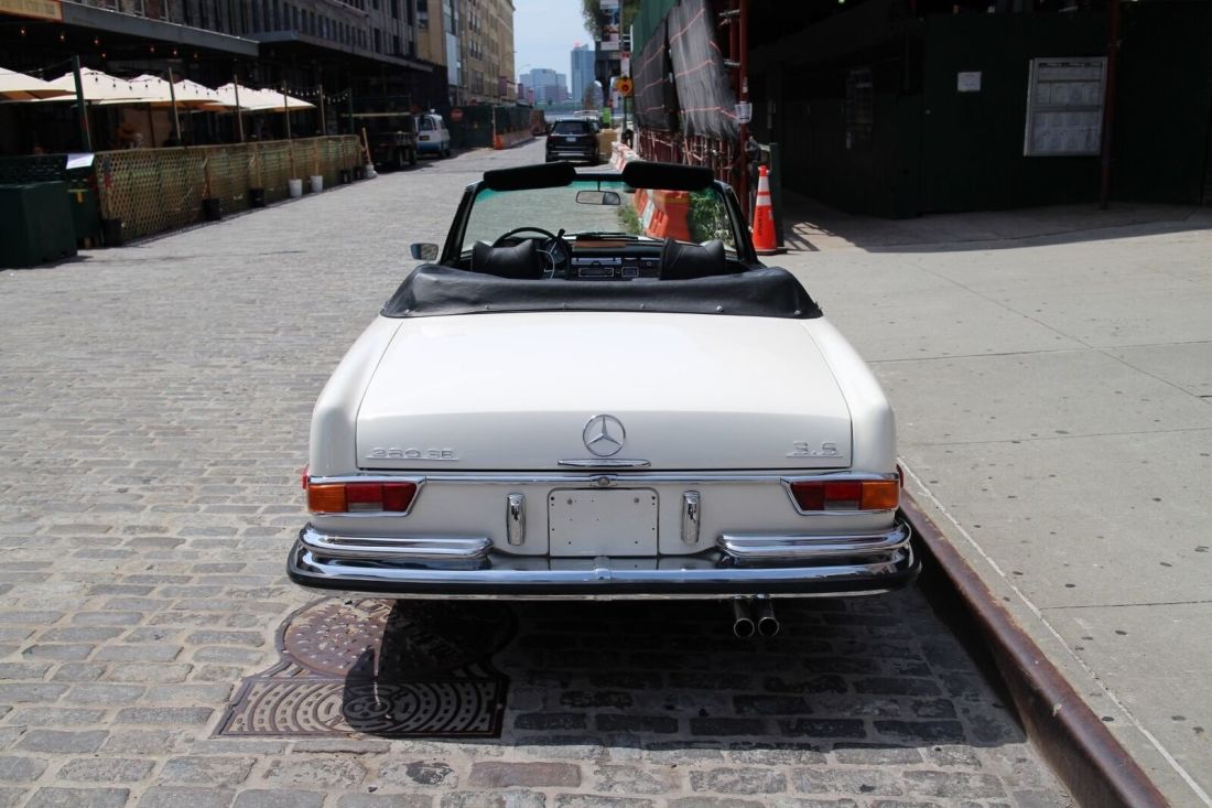 1971 Mercedes-Benz 200-Series - photo 7