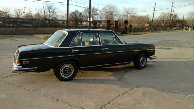 1971 Mercedes-Benz 200-Series Base - photo 7