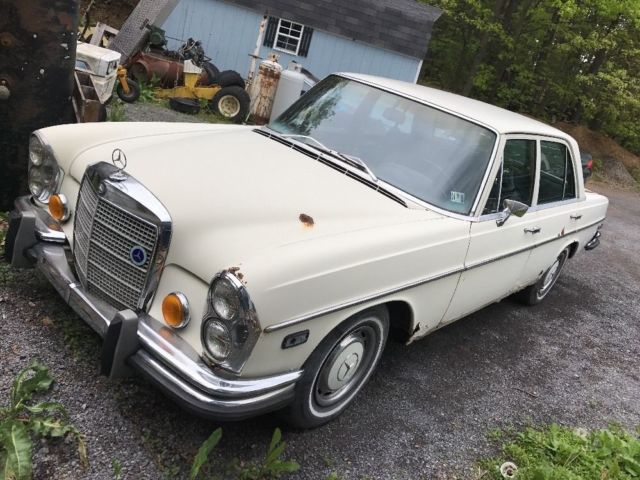 1971 Mercedes-Benz 200-Series 280se - photo 2