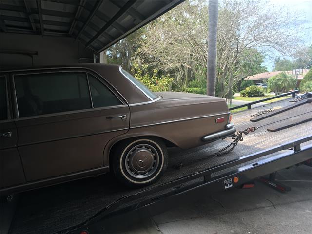 1971 Mercedes Benz 280SEL Garage Barn Find LOADED 280 RARE Luxury Sedan SURVIVOR 1971 Mercedes-Benz sel280 --