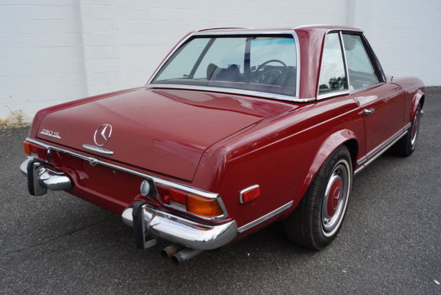 1971 Mercedes-Benz 200-Series - photo 4