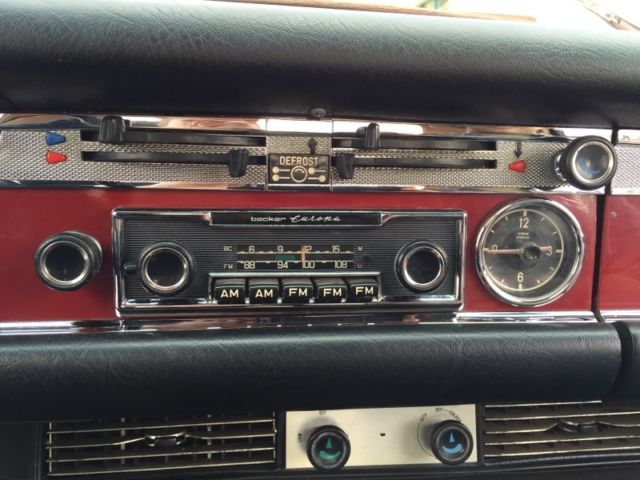 1971 Mercedes-Benz 200-Series - photo 9
