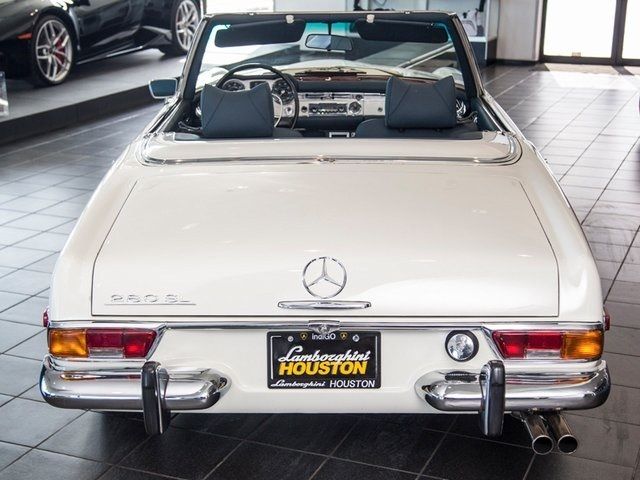 1971 Mercedes-Benz SL-Class -- - photo 6