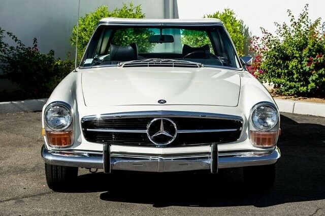 1971 Mercedes-Benz SL-Class -- - photo 3