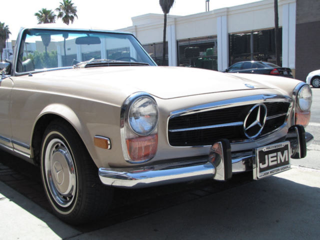 1971 Mercedes-Benz SL-Class -- - photo 10