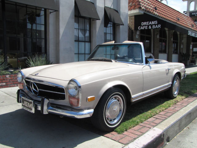 1971 Mercedes-Benz SL-Class -- - photo 2