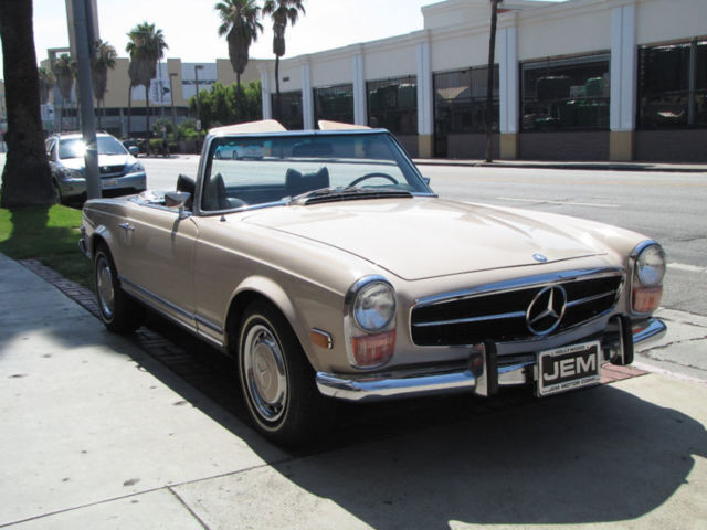 1971 Mercedes-Benz SL-Class -- - photo 3