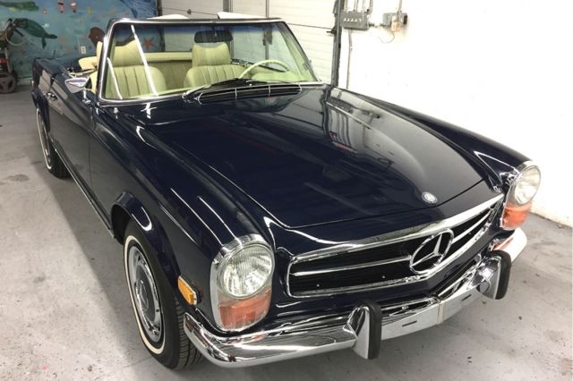 1971 Mercedes Benz 280SL 85,134 Miles #904 Midnight Blue Convertible 6 Cylinder 1971 Mercedes-Benz SL-Class --