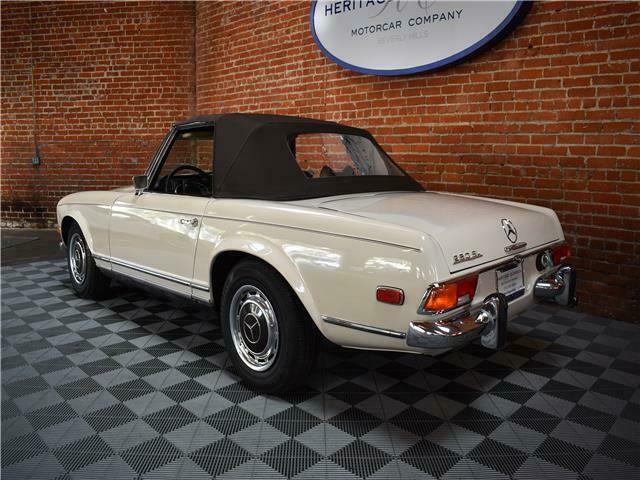 1971 Mercedes-Benz SL-Class -- - photo 10