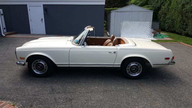 1971 Mercedes-Benz SL-Class 280SL Roadster - photo 2